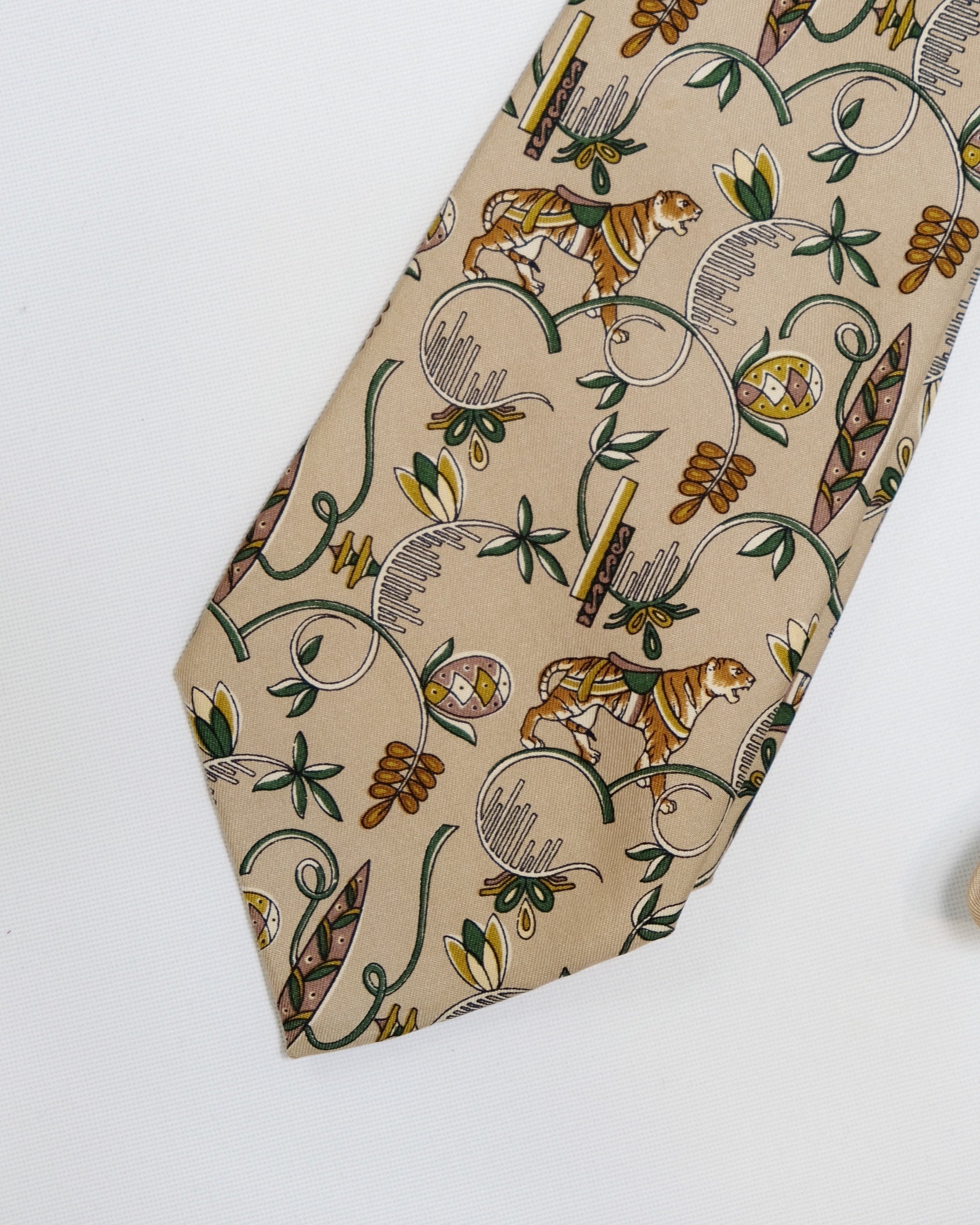 Ferragamo Vintage Beige Silk Tie with Tiger Print