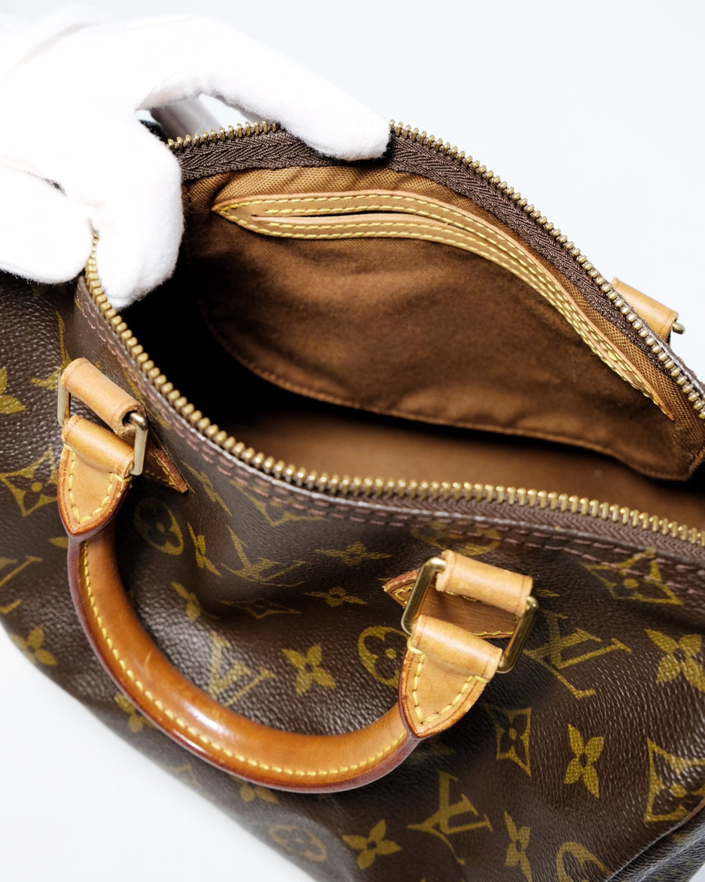 Louis Vuitton Monogram Speedy 25